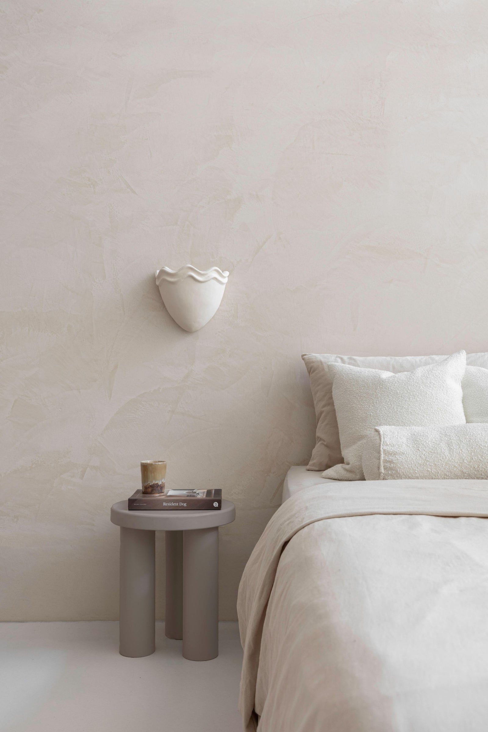 Echo Clay Wall Light