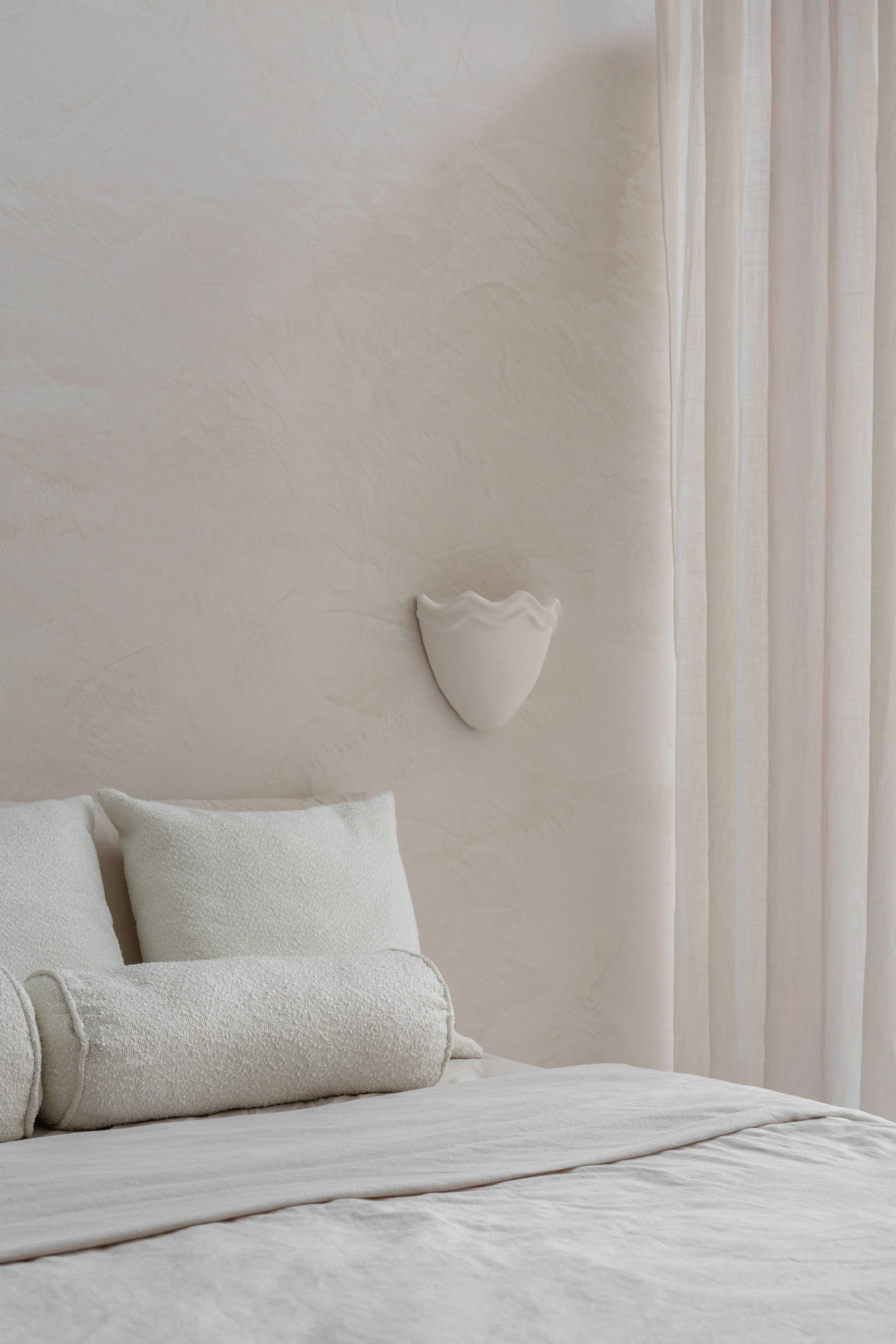 Echo Clay Wall Light
