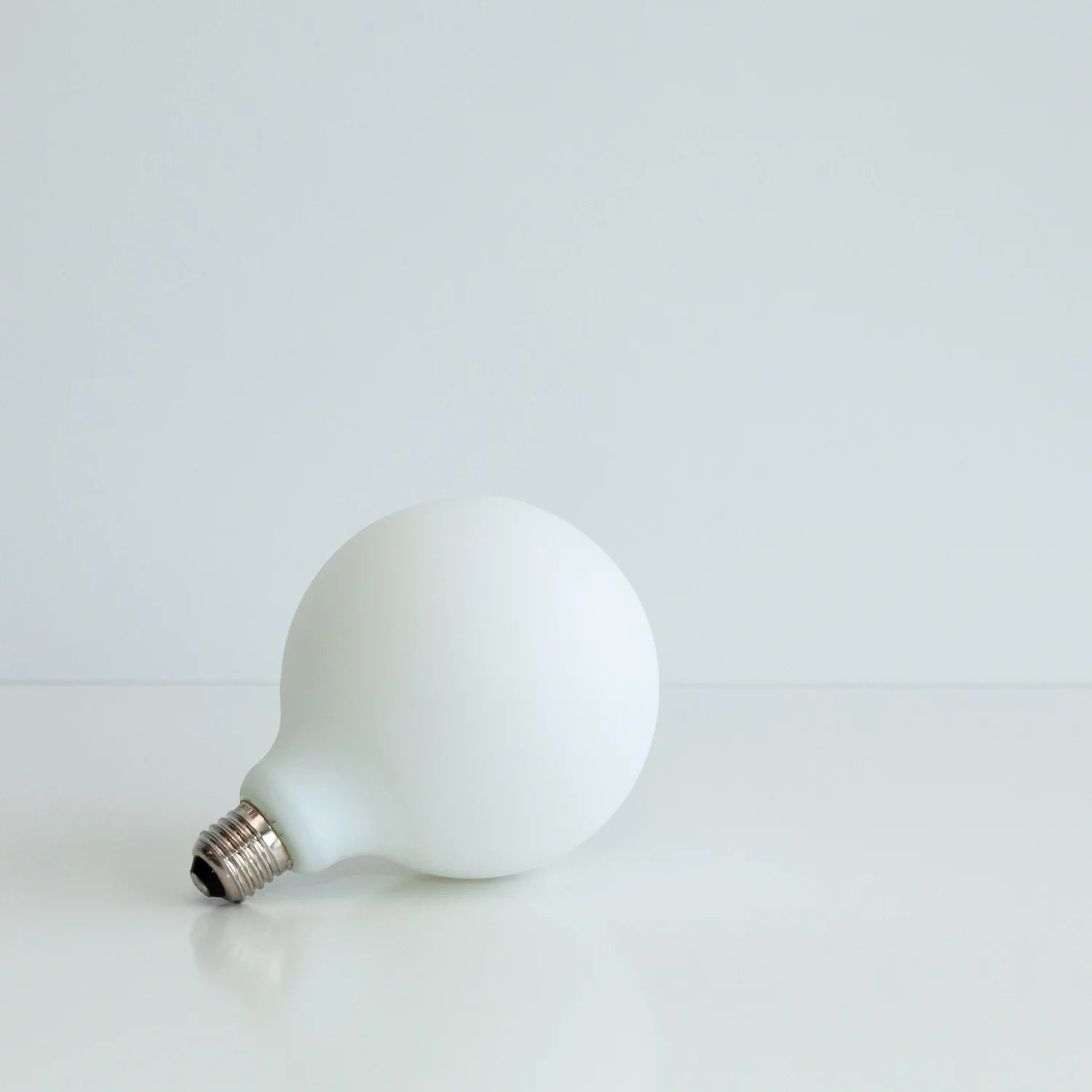 Large Round Porcelain Frosted, Dimmable